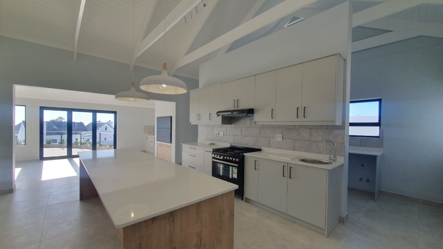 4 Bedroom Property for Sale in Da Gama Bay Western Cape